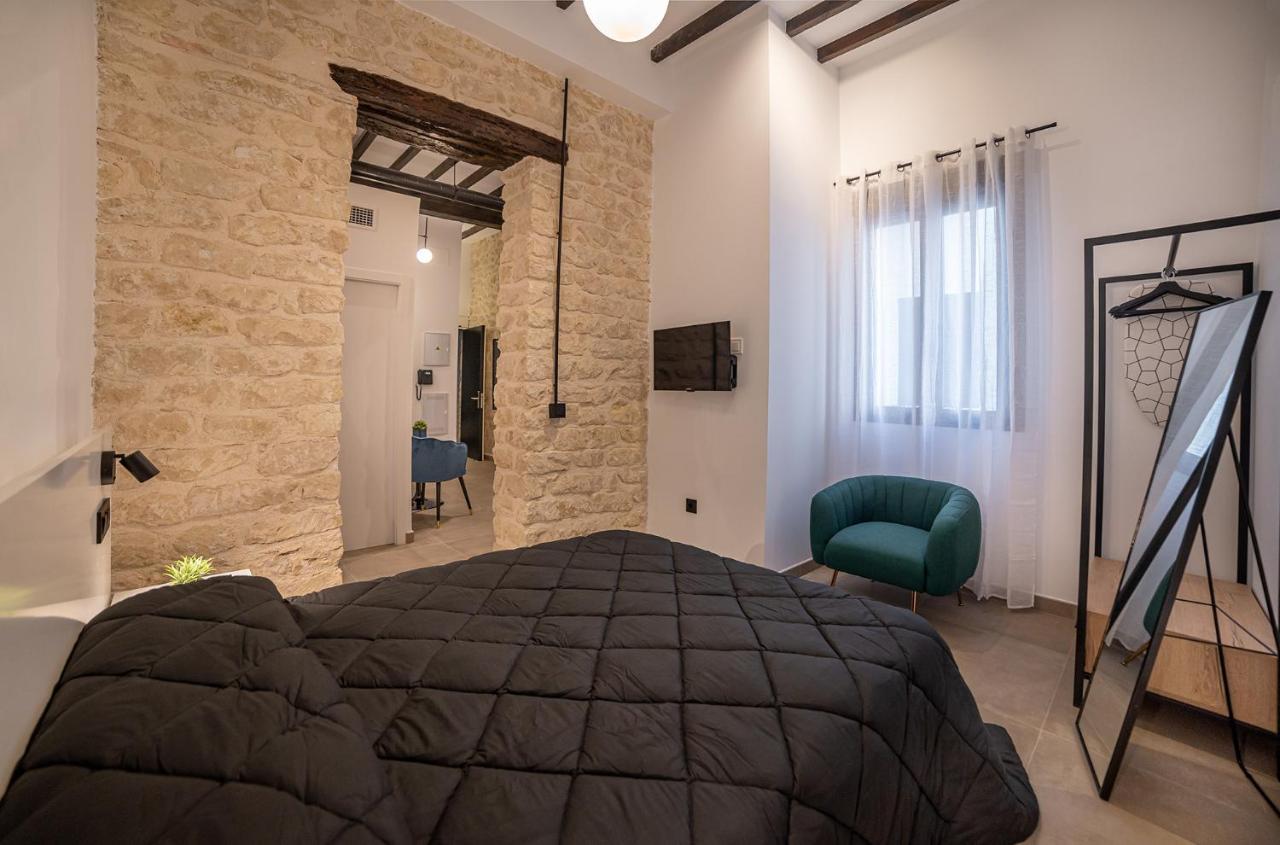 Apartamentos Loliqui Centro Alicante Eksteriør billede