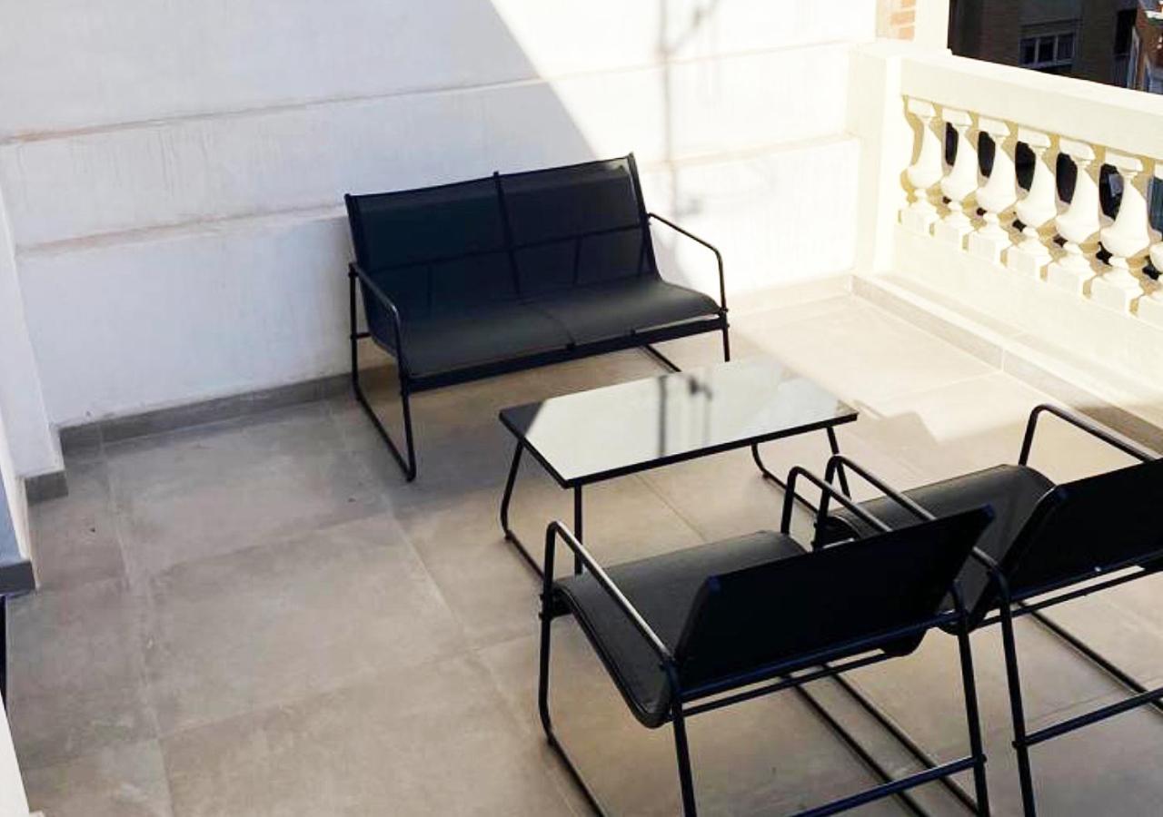 Apartamentos Loliqui Centro Alicante Eksteriør billede